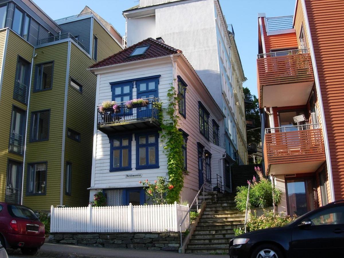 Historic Bergen House, Right In The Middle Of Everything! Buitenkant foto